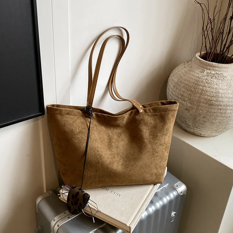 

Korean style vintage large capacity tote bag for women2025New Early Autumn Versatile Shoulder Bag for Students