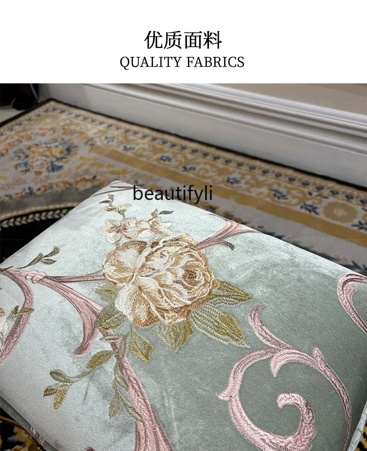 مقعد مكياج مطرز بالقماش الفرنسي، مقعد تغيير الأحذية الأوروبي من الخشب الصلب المنحوت على شكل زهرة لغرفة النوم باللون العنابي