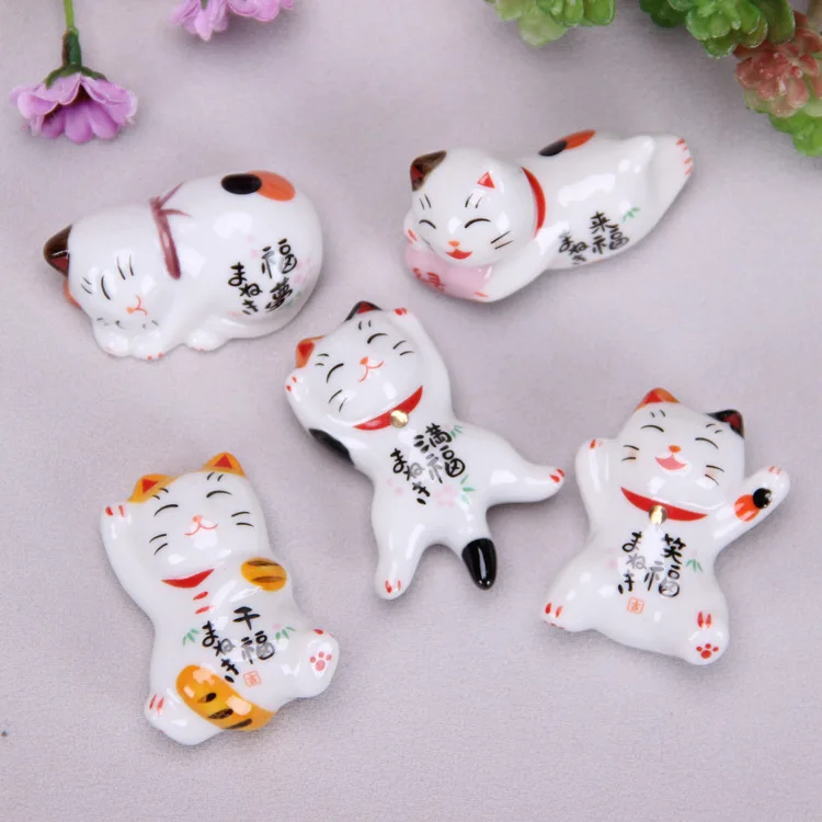 Japanese Grocery Ceramic Chopsticks Holder Cute Kitty Ornament Fortune Cat Chopsticks Holder Pen Holder