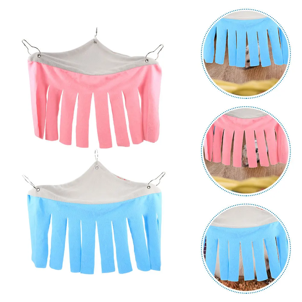 

2Pcs Triangle Pet Hideaway Bed Durable Easy to Clean Guinea Pig Rabbit Cage Accessories for Indoor Outdoor Use