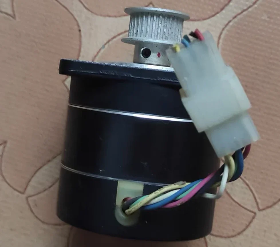 

Used motor PH266-02-A20 DC12V