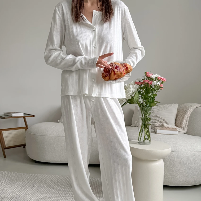 HiLoc White Casual Knitted Elastic Pajamas Two-Piece Long Sleeve Round Neck Single-Breasted Top Elastic Waist Full Length Pants
