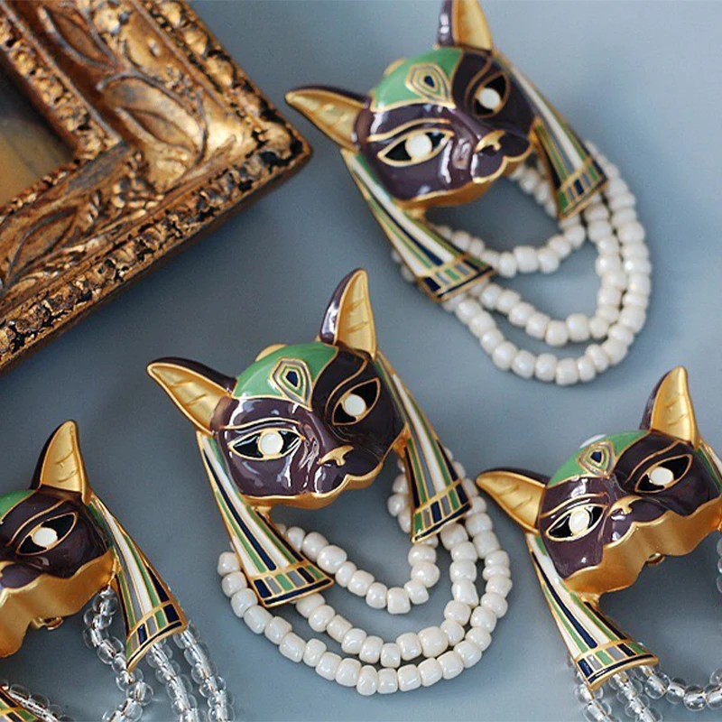 2024 New Fox Stud Earrings Vintage Style Men\'s And Women\'s Jewelry Party Gifts