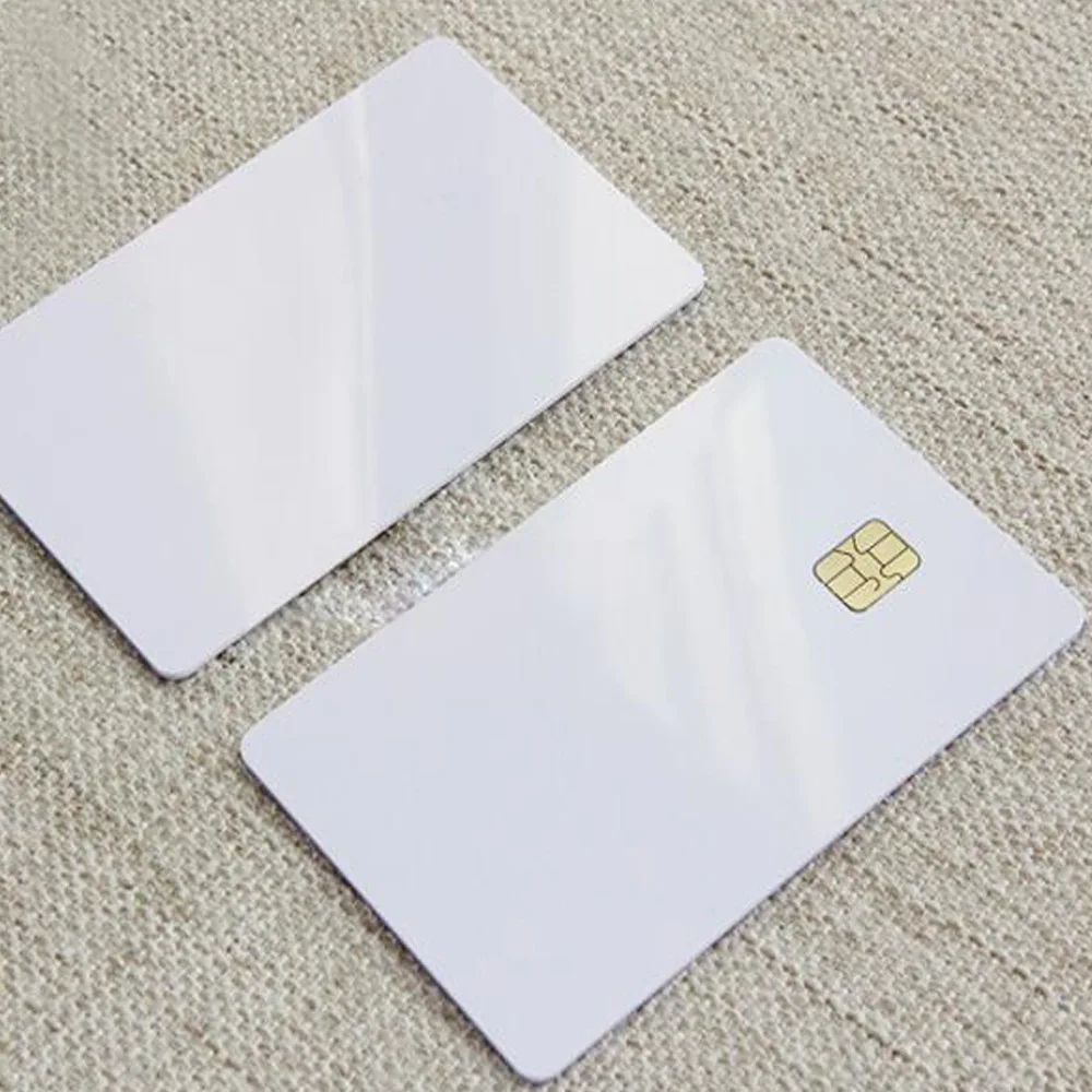 20Pcs/Lot Blank Card with SLE4442 Chip PVC Card Hico Magnetic Stripe Contact Smart IC Small Chip Composite Card ​ ​