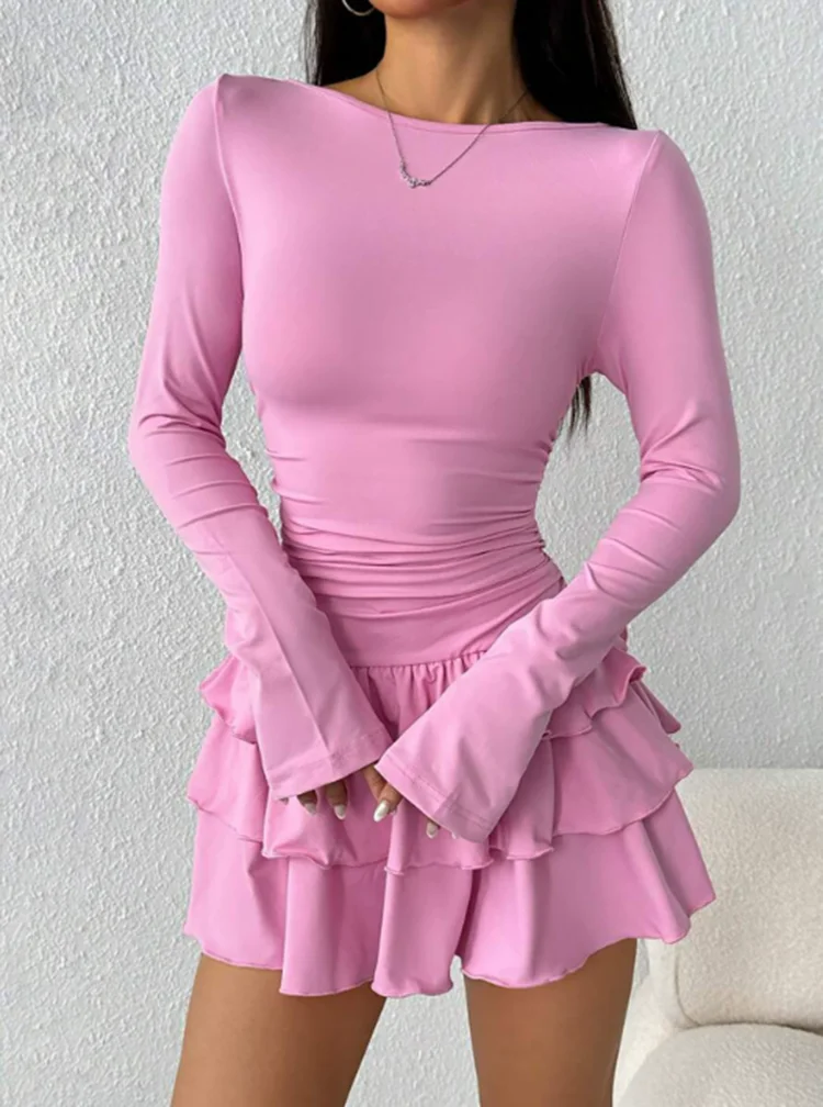 Um novo vestido de manga comprida emagrecedor e elegante de cor sólida para mulheres no outono e inverno da Europa e América