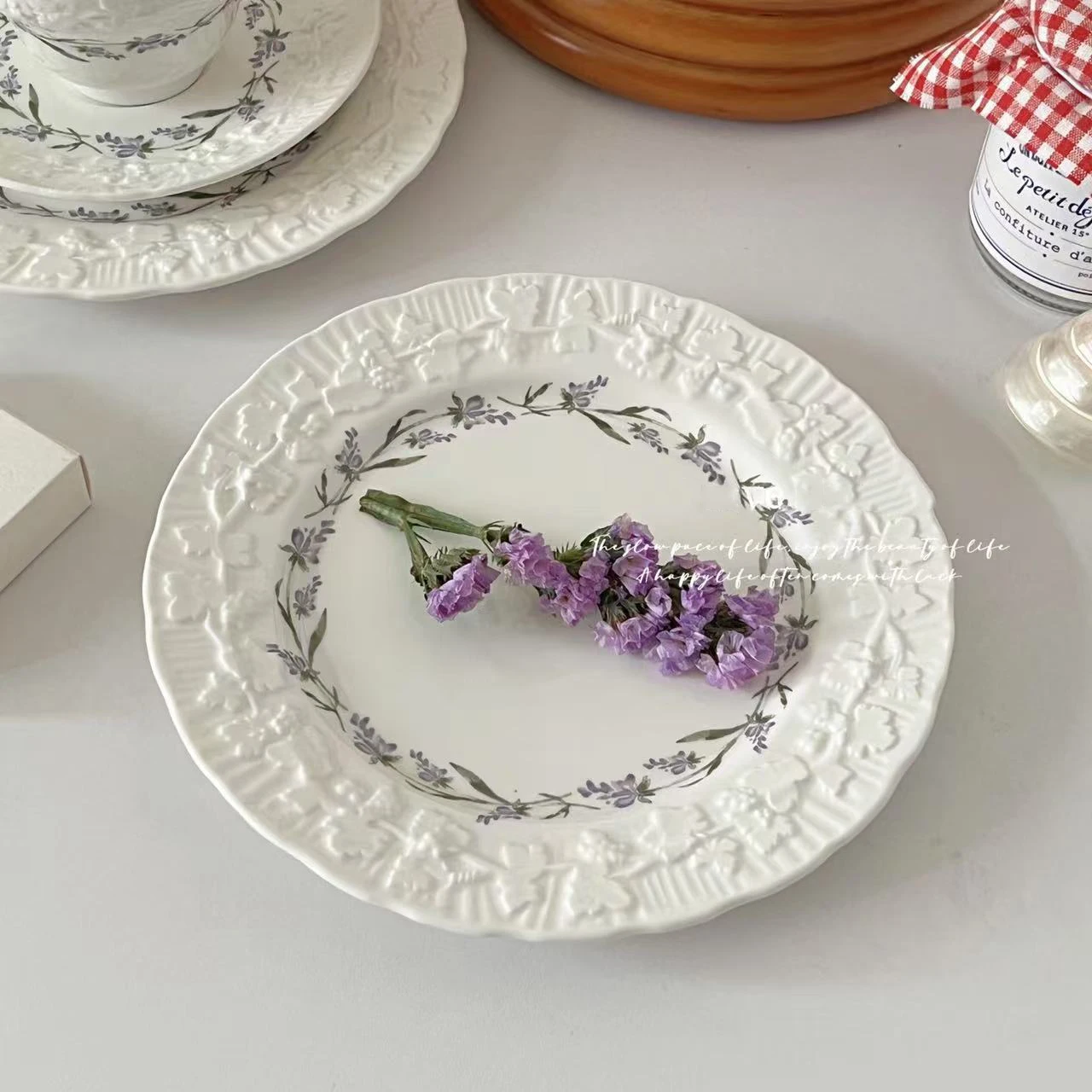 

French Style Purple Floral Ceramic Plate 7.9Inches Relief Cake Round Dishes Household Kitchen Dessert Fruit Porcelain Tablewares