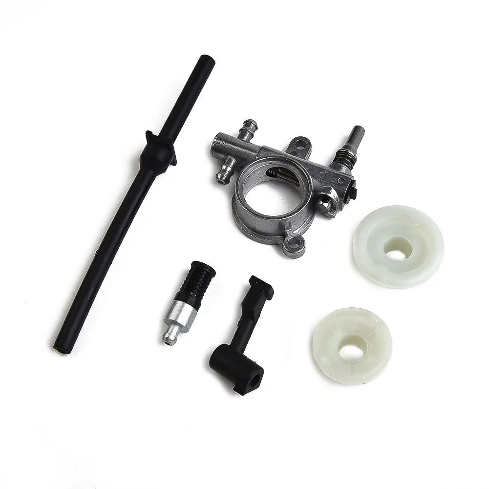 Oil Pump Line Hose with Integrated Endless Screw for 25CC 2500 Chainsaw Units Stable Connection Between Pump and Nozzle