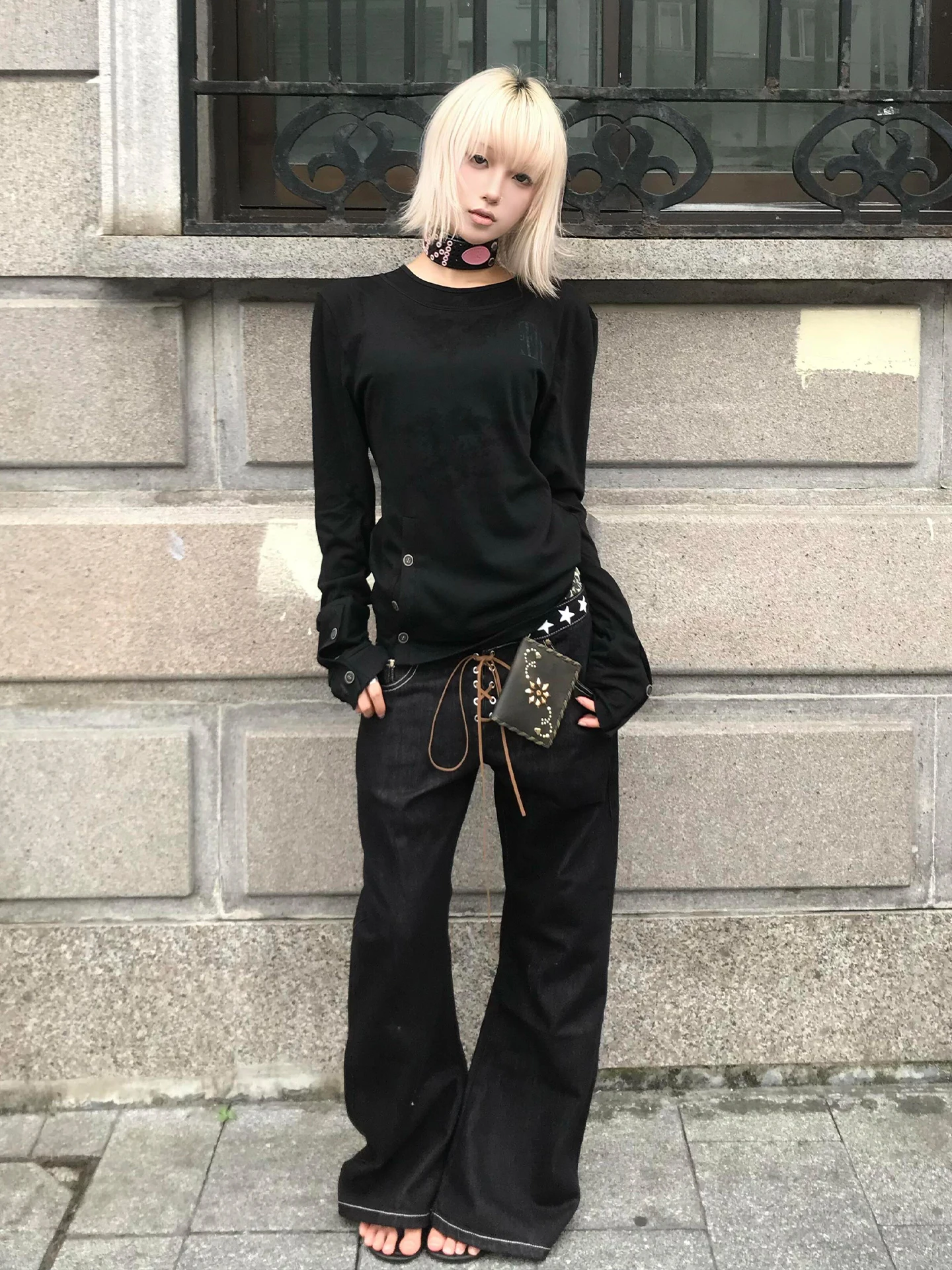 Genayooa القوطية تي شيرت تقليدي المرأة كم طويل زر Y2k ريترو الأسود الجرونج القمم الشارع الشهير 2000s طباعة بلايز الخريف