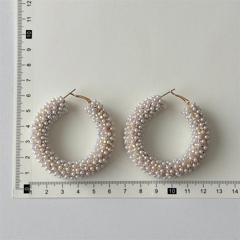 Delicate Crystal Pearl Beads Hoop Earrings for Women European American Personality Exaggerated Party Jewelry Daily Accessories