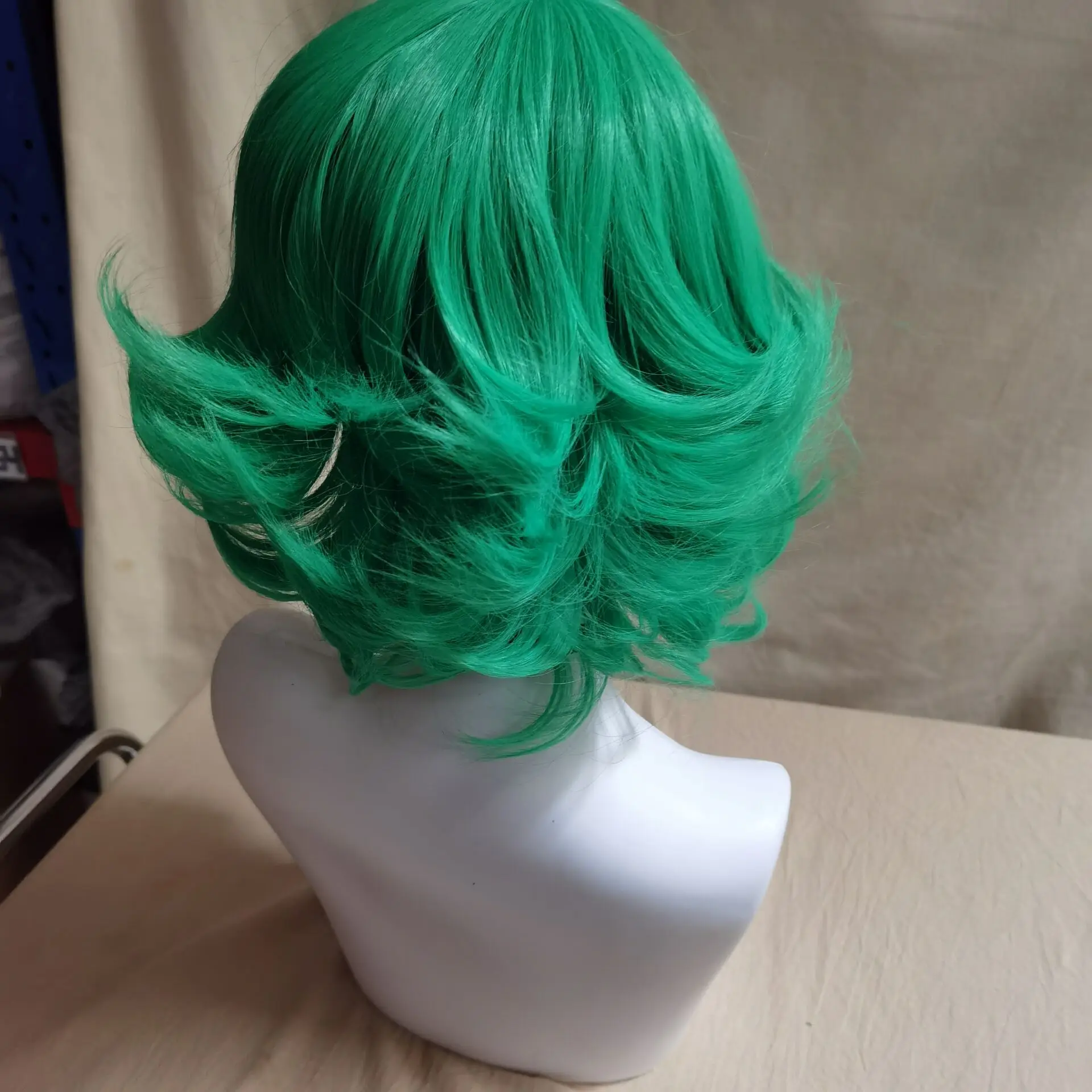 Hikyuu-男性用の波状のかつら,短い髪,柔らかく,パーティー用