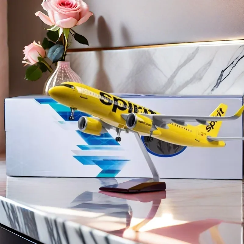 47CM 1/80 Airplane A320NEO Spirit Airlines Model Toys Light With Wheel Landing Gear Diecast Resin Plane Collection Display Gifts