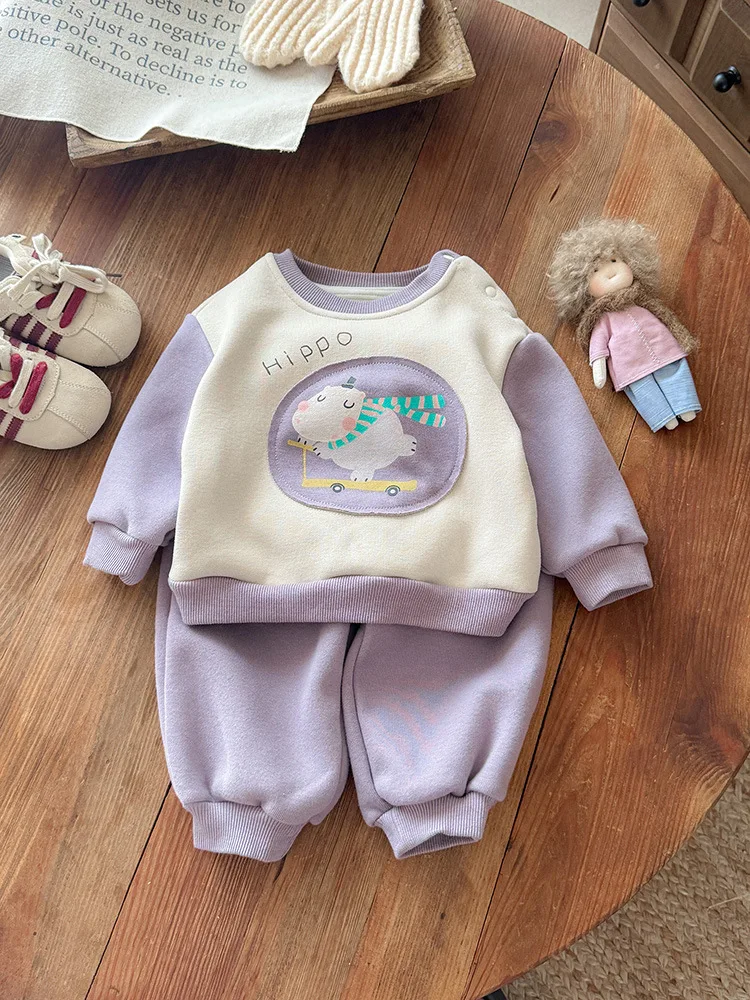 

Infant Winter Fleece-Lined Set2025Autumn and Winter Boys' Cartoon Sweatshirt and Pants Two-Piece Set for Outings aClass