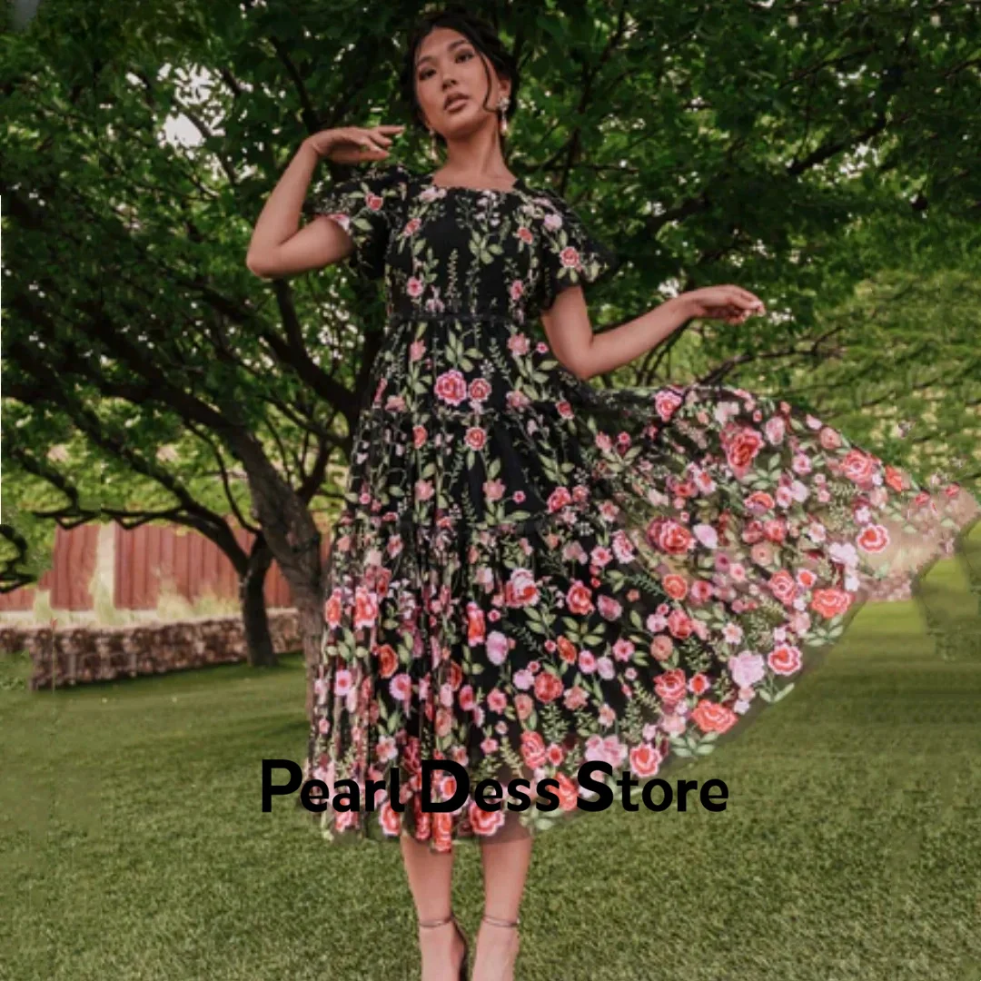 

2024 Women's Flower Embroidered Lace Dress Black Knee Length Princess Formal Occasion Dress Wedding Party Dress