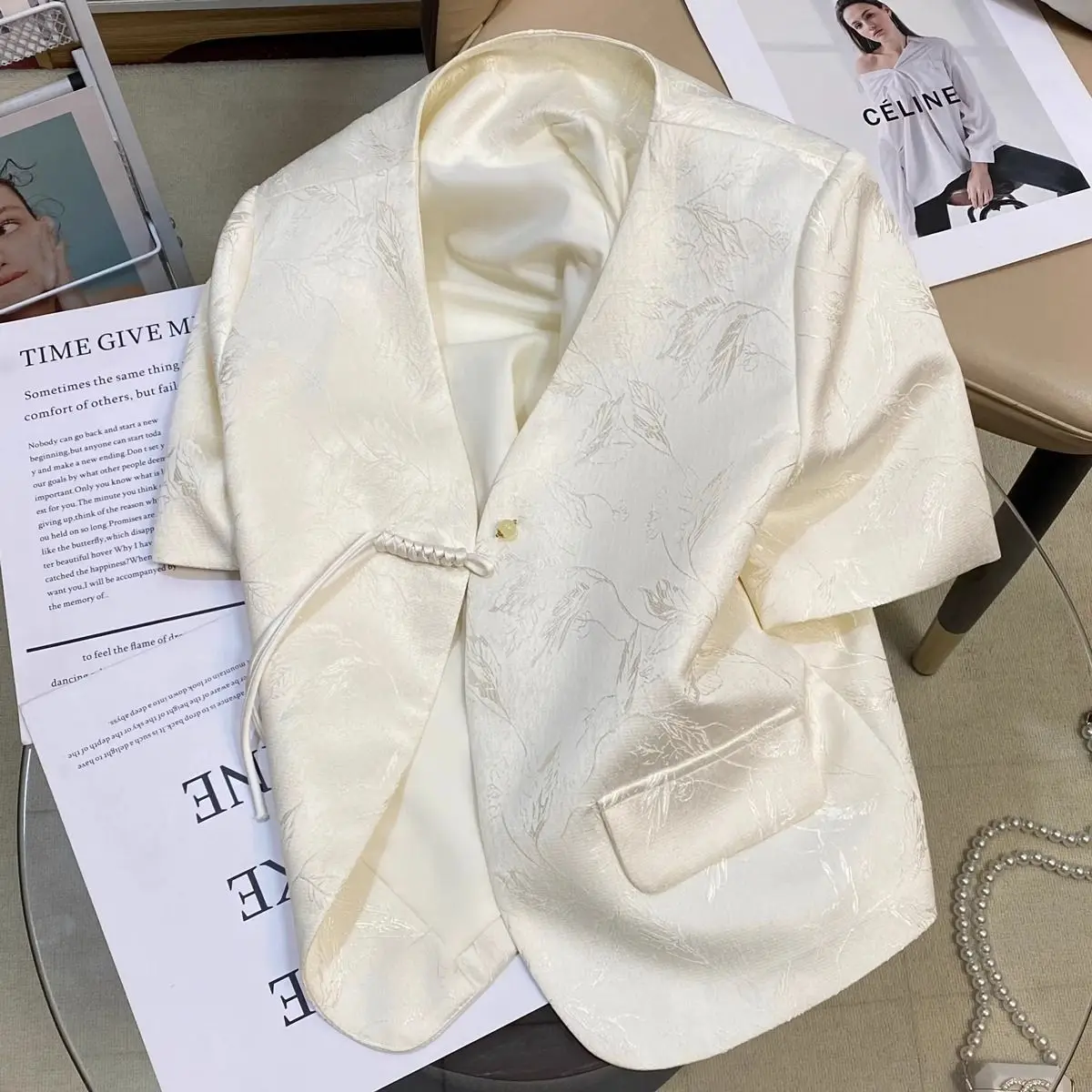 Veste trempée brodée à boutons blancs pour femmes, manches courtes, mode d'été, nouveau, 2024