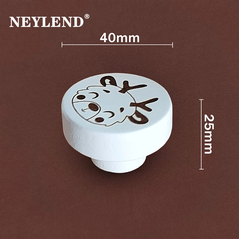 Wooden Engraved Farm Tractor White Dresser Drawer Knobs Cabinet Pulls Nature Wood Kids Pulls Children Furniture Handles