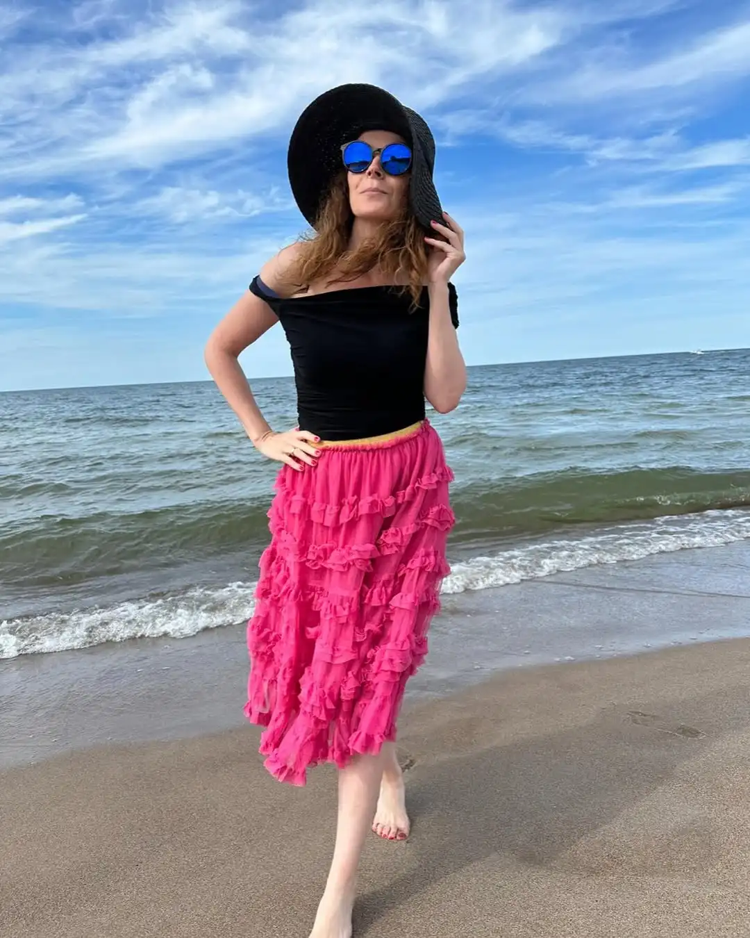 W pasie wielowarstwowa spódnica z tiulu moda do kolan damska spódnica z tiulu gorąca różowa plisowana spódnica z ciastem dostosowana