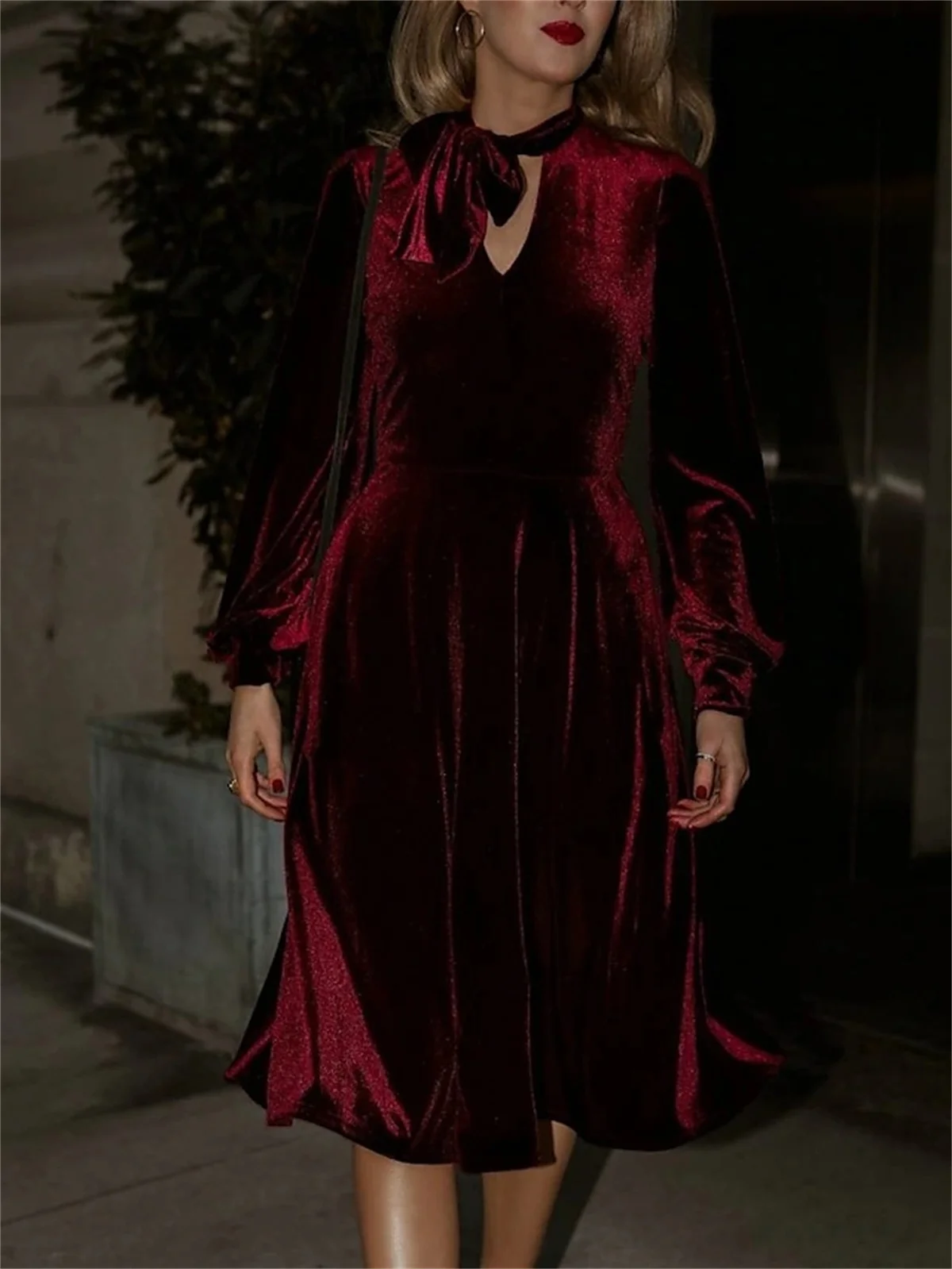 A-Line Cocktail/Evening Dresses Minimalist Wedding Guest Tea Length Long Sleeve V Neck Velvet With Pure Color Strappy 2023