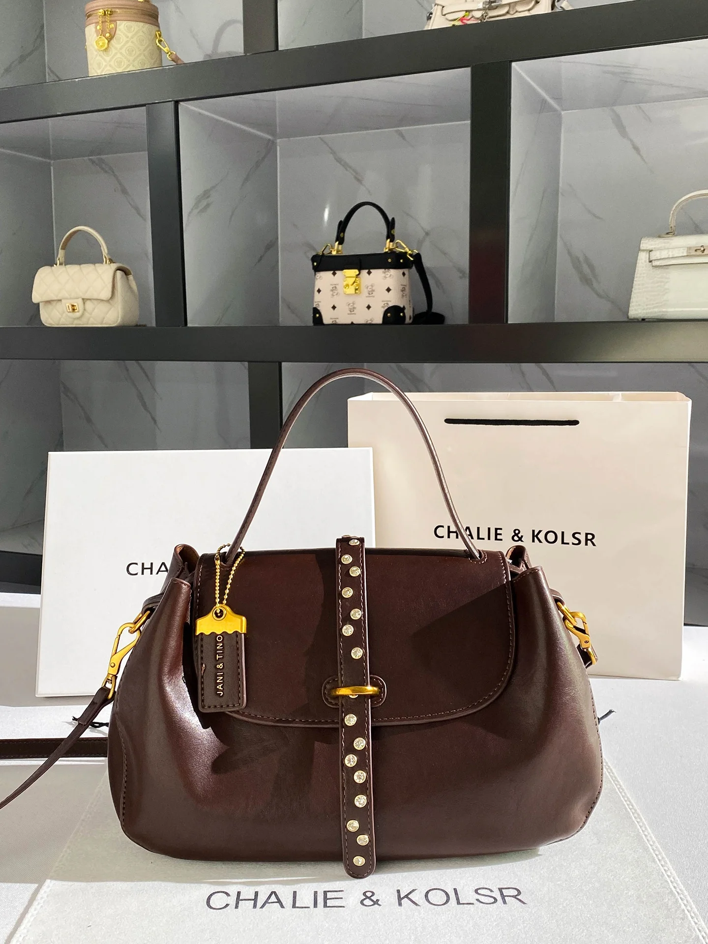 sac-bandouliere-retro-tendance-a-rivets-pour-femme-nouvelle-collection-ete-sensation-haut-de-gamme-sac-a-main-decontracte-en-cuir