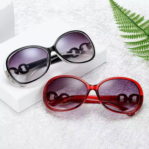 Luxury Sunglasses for Women Brand Design Full Star Sun Glasses Female Mirror Retro Square Ladies Eyewear UV400 Driving Shopping - Image 3