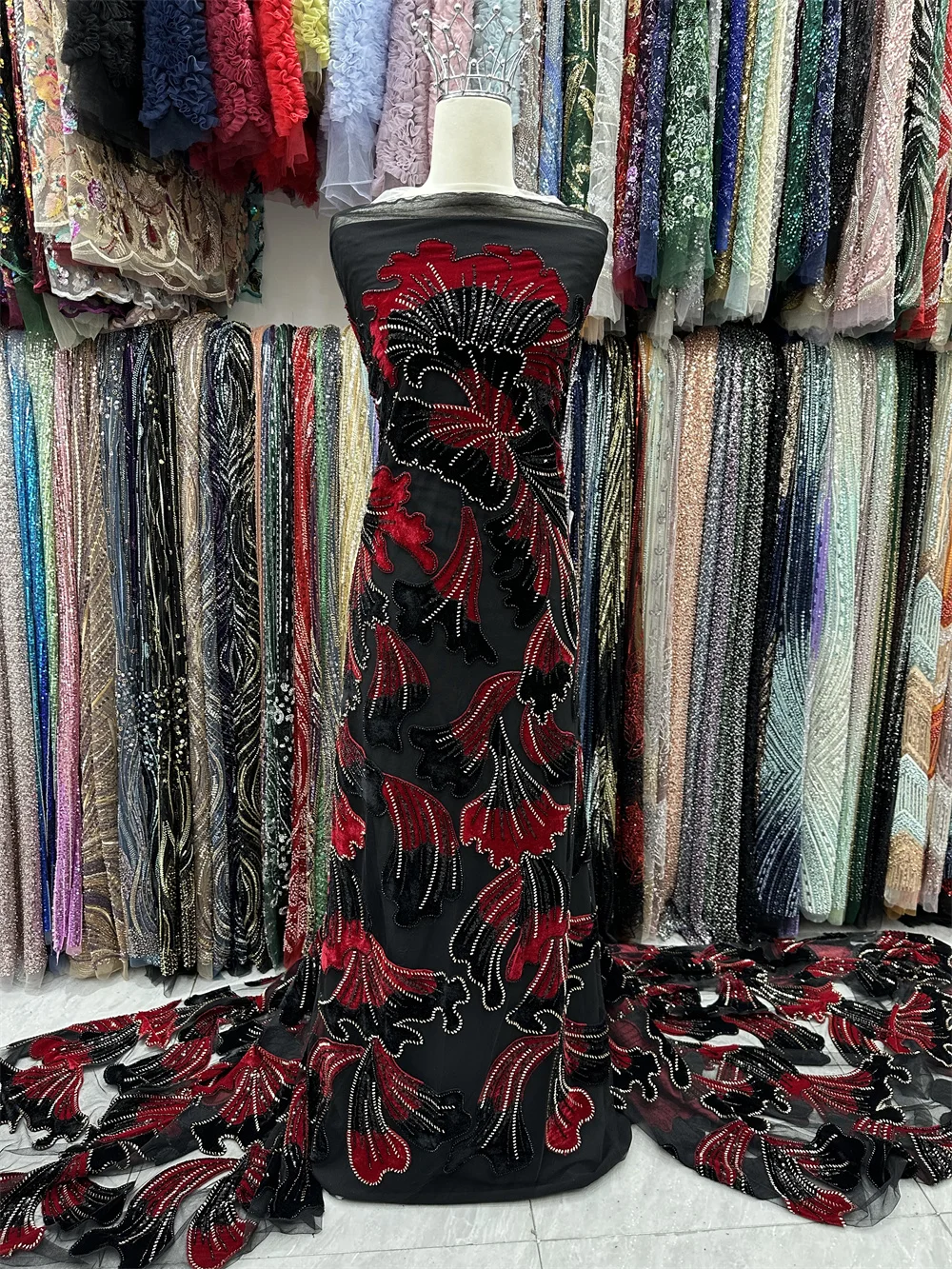 

Soft Velvet Lace Luxury Style Embroidery African Mesh Groom Fabric 2025 High Quality Beaded Lace Fabric Laser Dry Lace Wedding