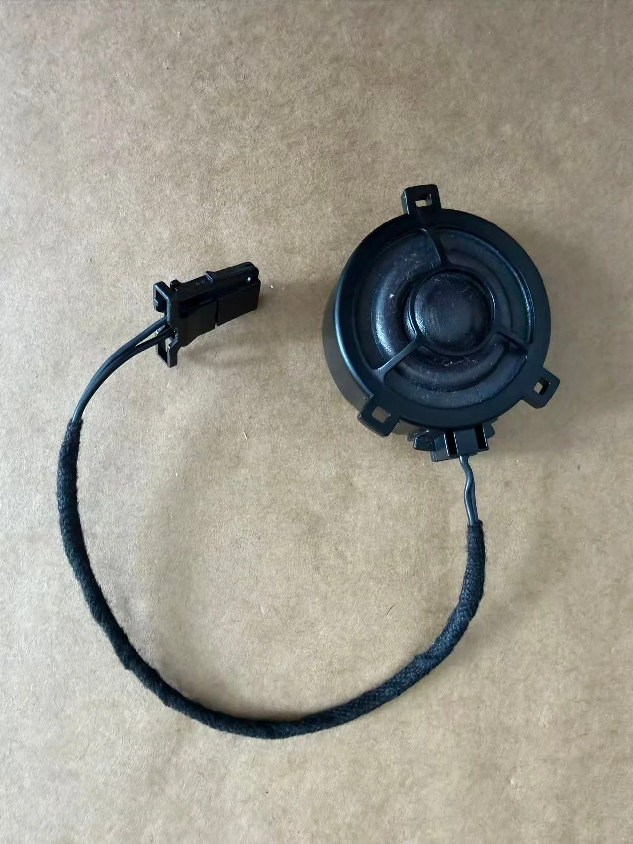 OEM For VW Tiguan MK2 Allspace Front Dynaudio treble Speaker 3G0035412B