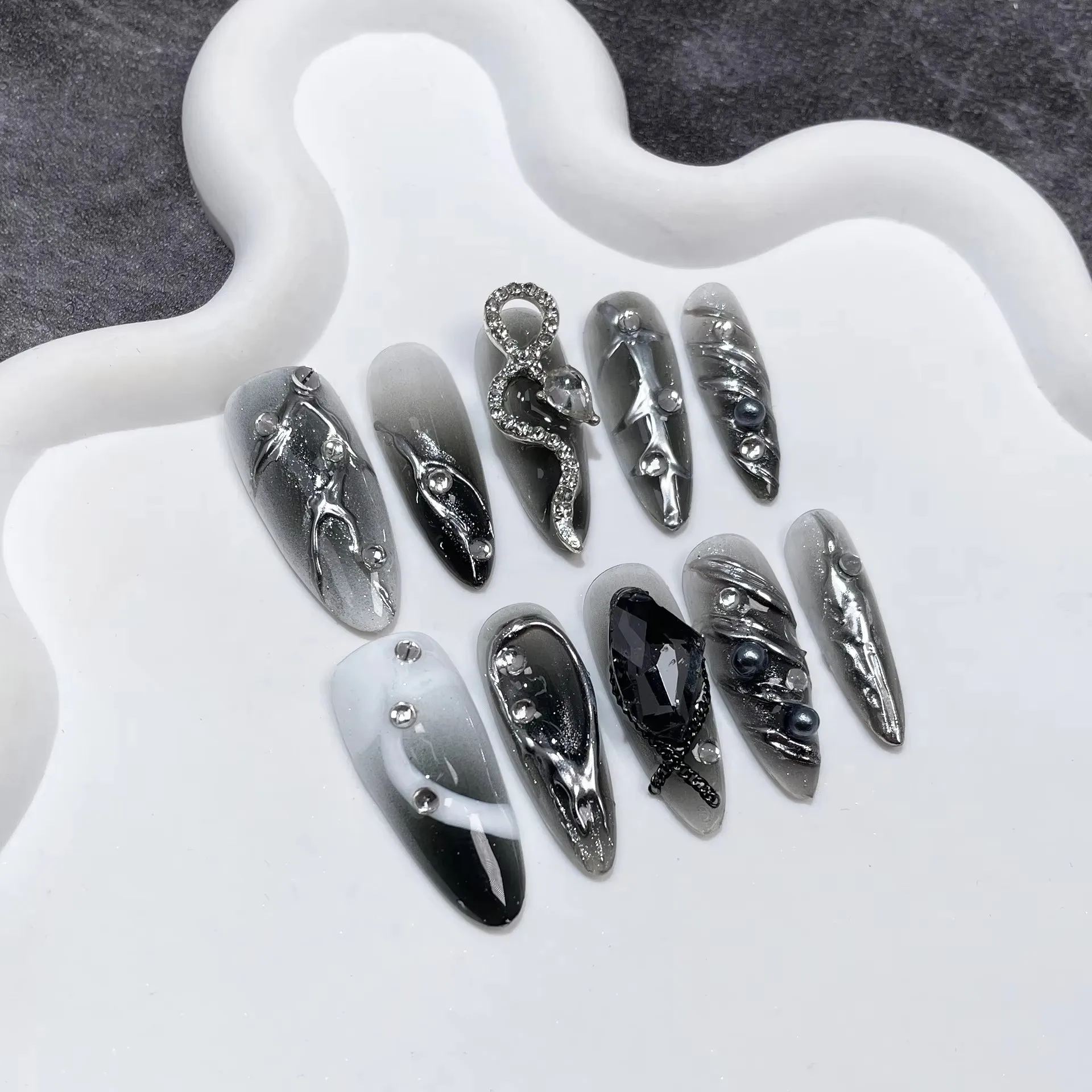 10Pcs Handmade Press on Nails Full Cover Stars Concise Design French Short  Almond False Nails Wearable Manicure Nail Tips Art