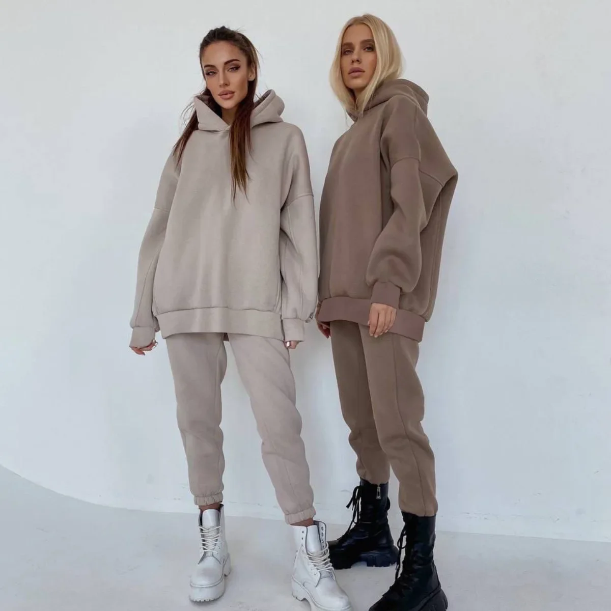 Women Tracksuit Set Solid Long Sleeve Sport Suits Autumn Winter Warm Hooded Sweatshirts and Jogger Pants Fleece Two Piece Set