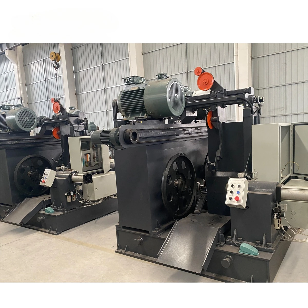 Macchina automatica per trafilatura Macchina per cablaggio Filo di rame doppia bobina