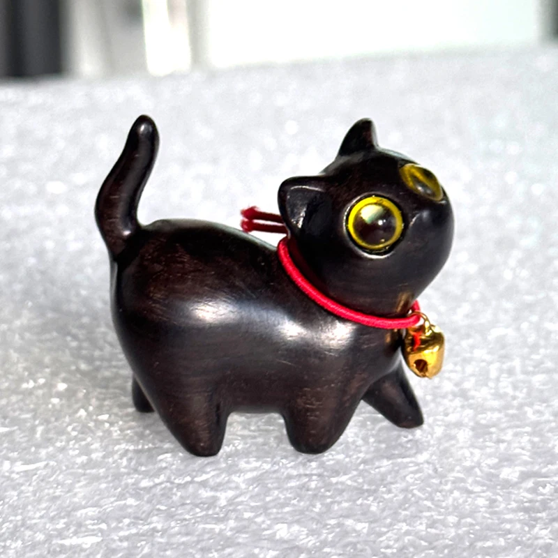 Wooden Carving Cute Yellow Eyed Slanted Head lucky cat Figurine Ornament Desktop Home Decoration office accessories funny gifts