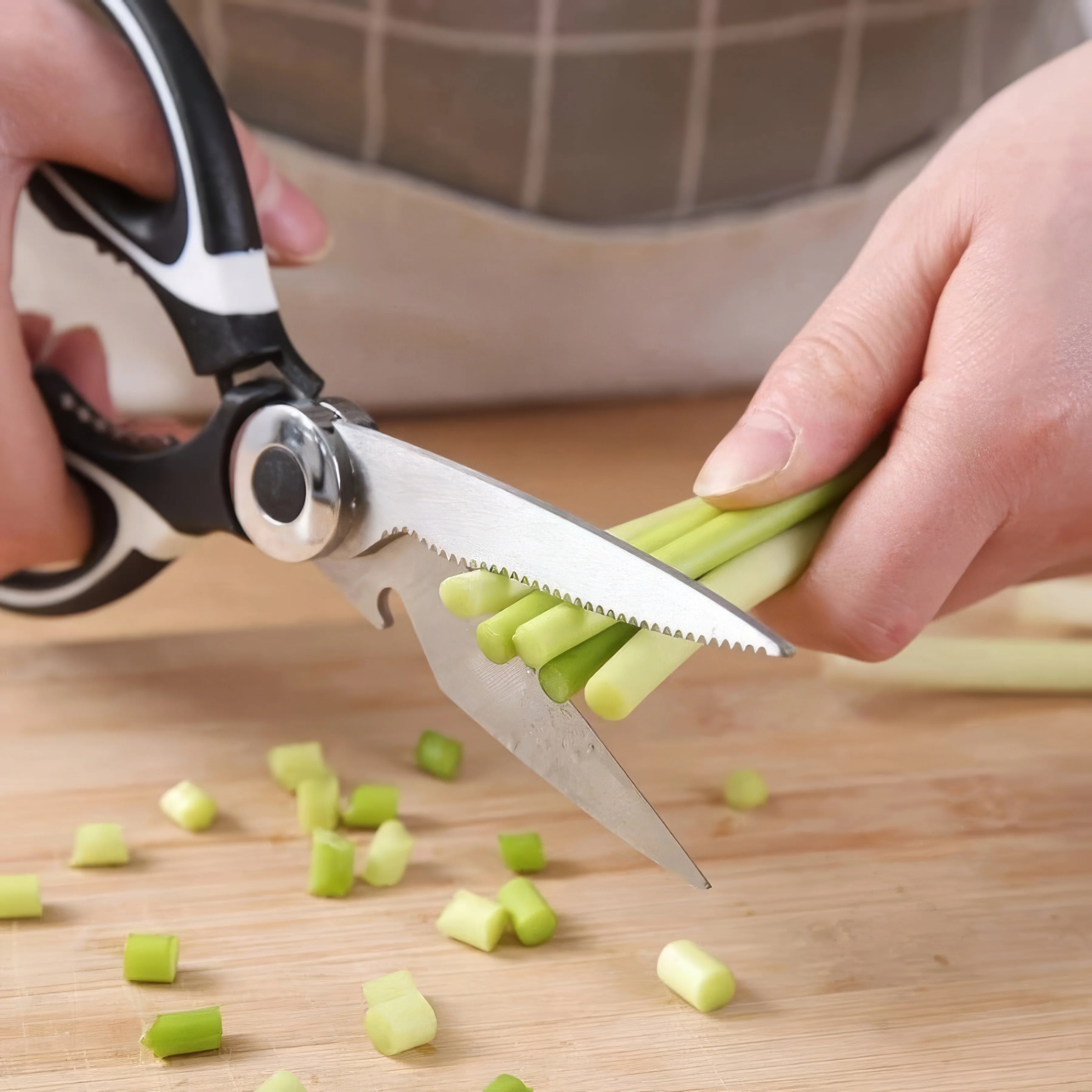 

Black Multifunctional Kitchen Scissors Stainless Steel For Sharp Ergonomic Handle for Cooking Baking Meal Preparation Heavy Duty