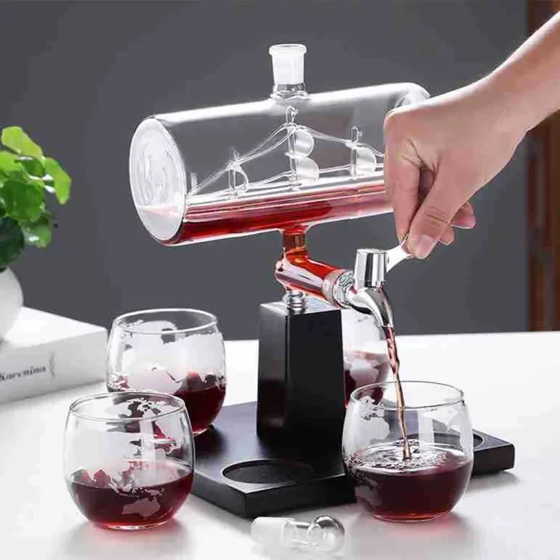 Creative Sailing Ship Decanter Glass Whiskey Bottle with Faucet Unique Wine Dispenser for Home Bar Decor Craft Spirit