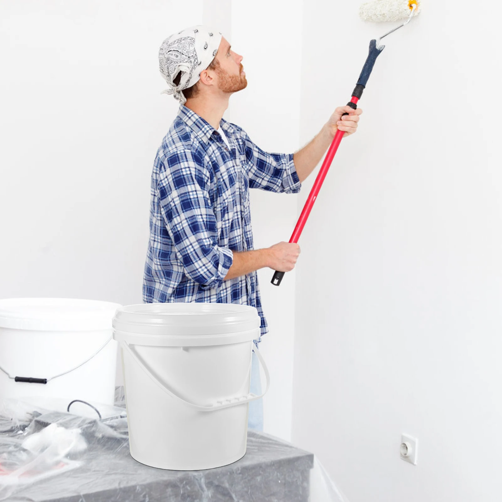 

White ABS Paint Bucket 2.2 Gallons 10L Round Plastic Container with Lid for Painting Storage Safe HDPE Material High Strength