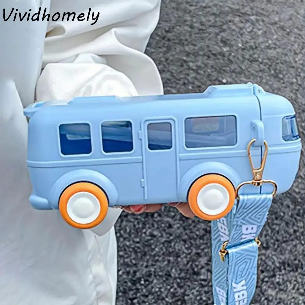 

500ml Baby Bus Water Bottle Removable Leak-Proof Car Shape Straw Water Cup with Shoulder Strap Cartoon Kid's Water Bottle