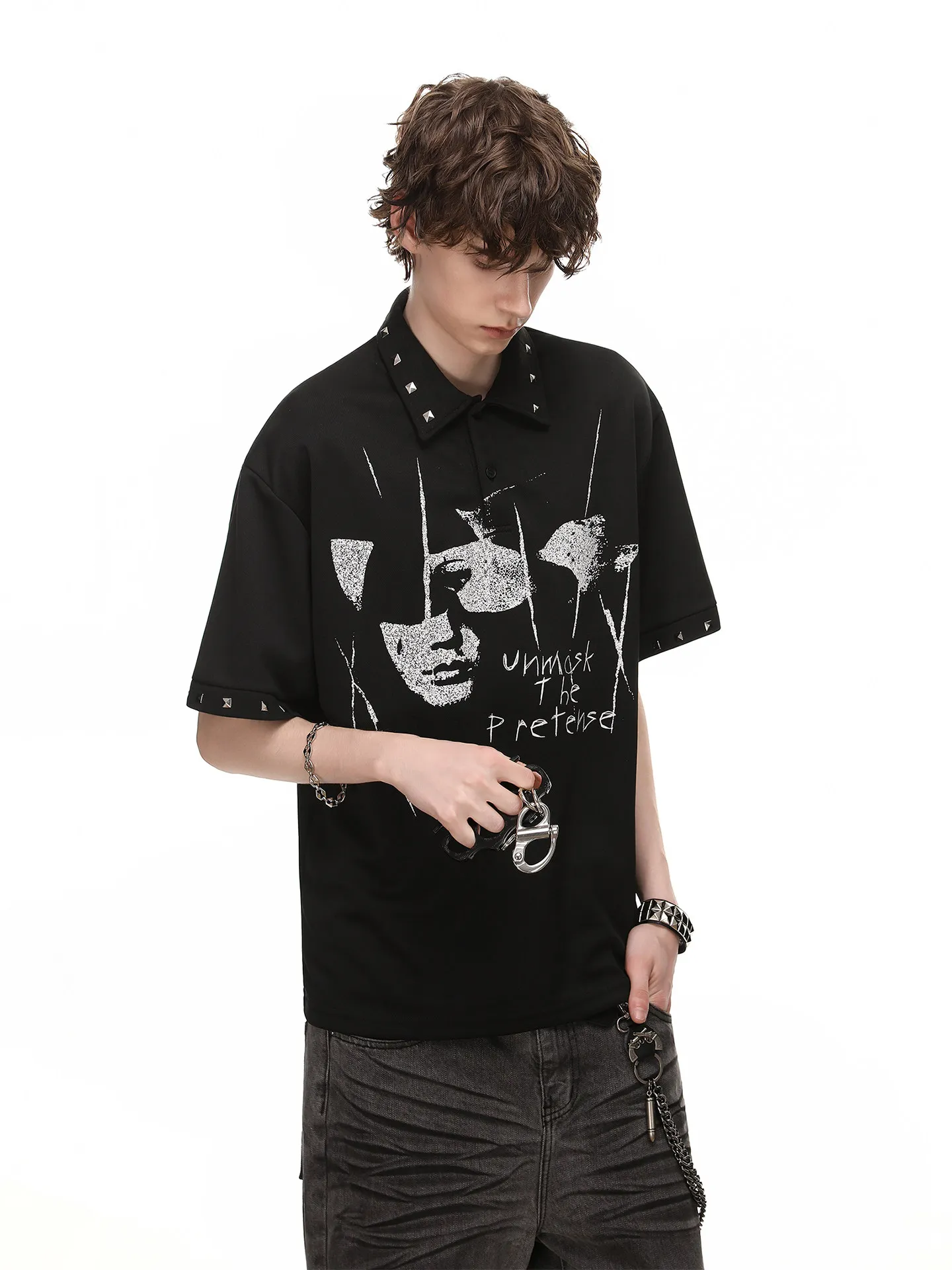 2026 Summer American Street Gothic Men Black White Portrait Letter Print Rivet Lapel Short Sleeve Loose Casual Polo Shirt