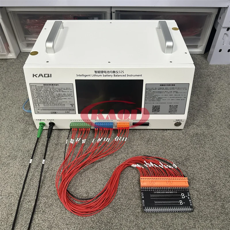 Hight Quality Lithium Battery Automatic Equalizer 32S 20A Electric New energy Battery Voltage Balancer Repair Equipment view 3