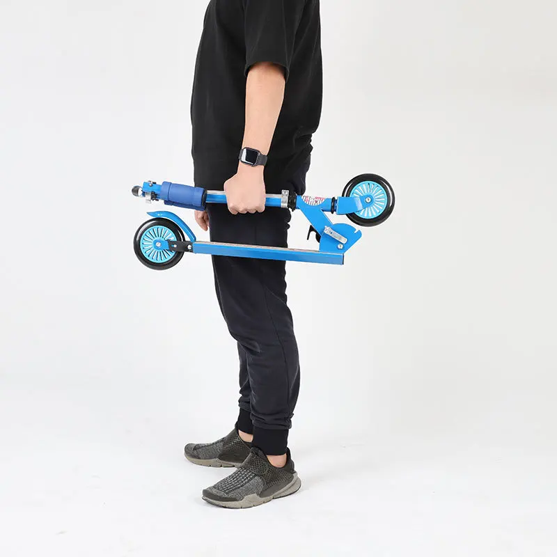 Children\'s Scooter Can Be Lifted and Folded and The Scooter Has Two Wheels To Go Out and Play Sports Pedal Scooter