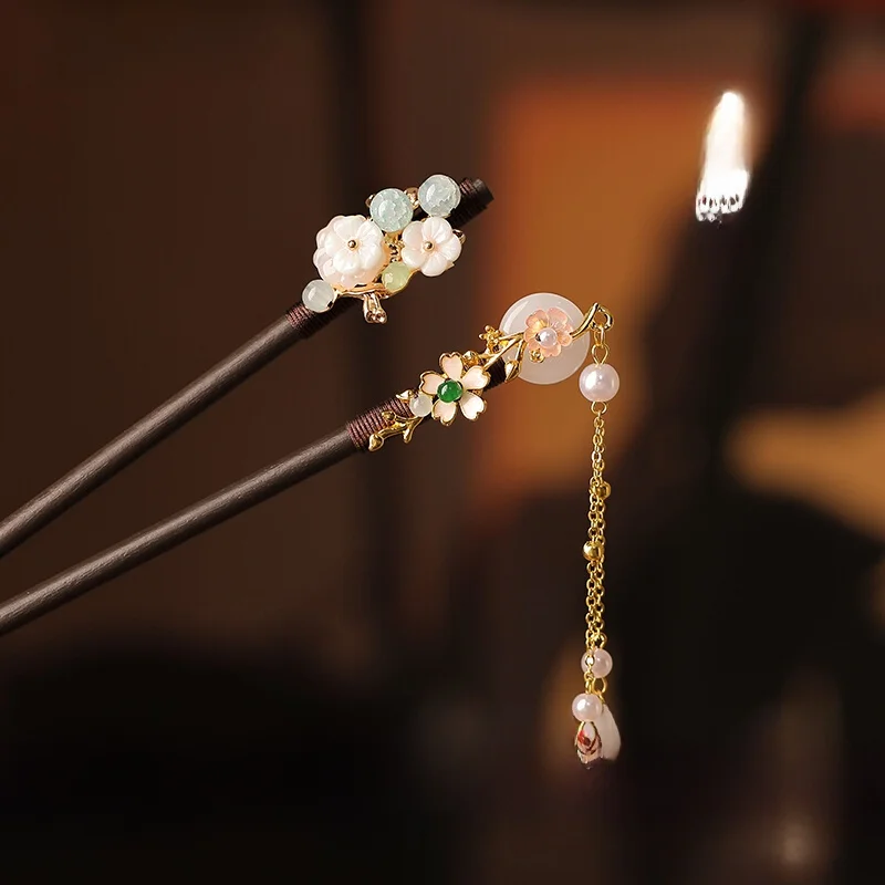 Elegant Wooden Tassel Hairpin Women's Traditional Chinese Style Hair Accessories Hanfu Step-Rock Hairpin Headwear