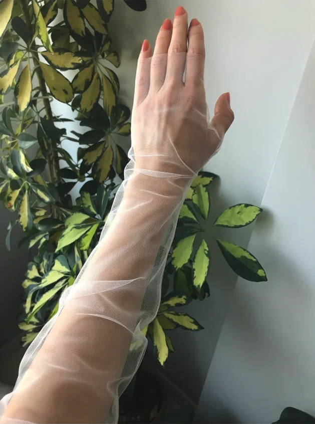 Gants de mariage en tulle doux transparents pour patients, longueur du coude, maille, sans doigts d\'opéra, brodés, cœur personnalisé