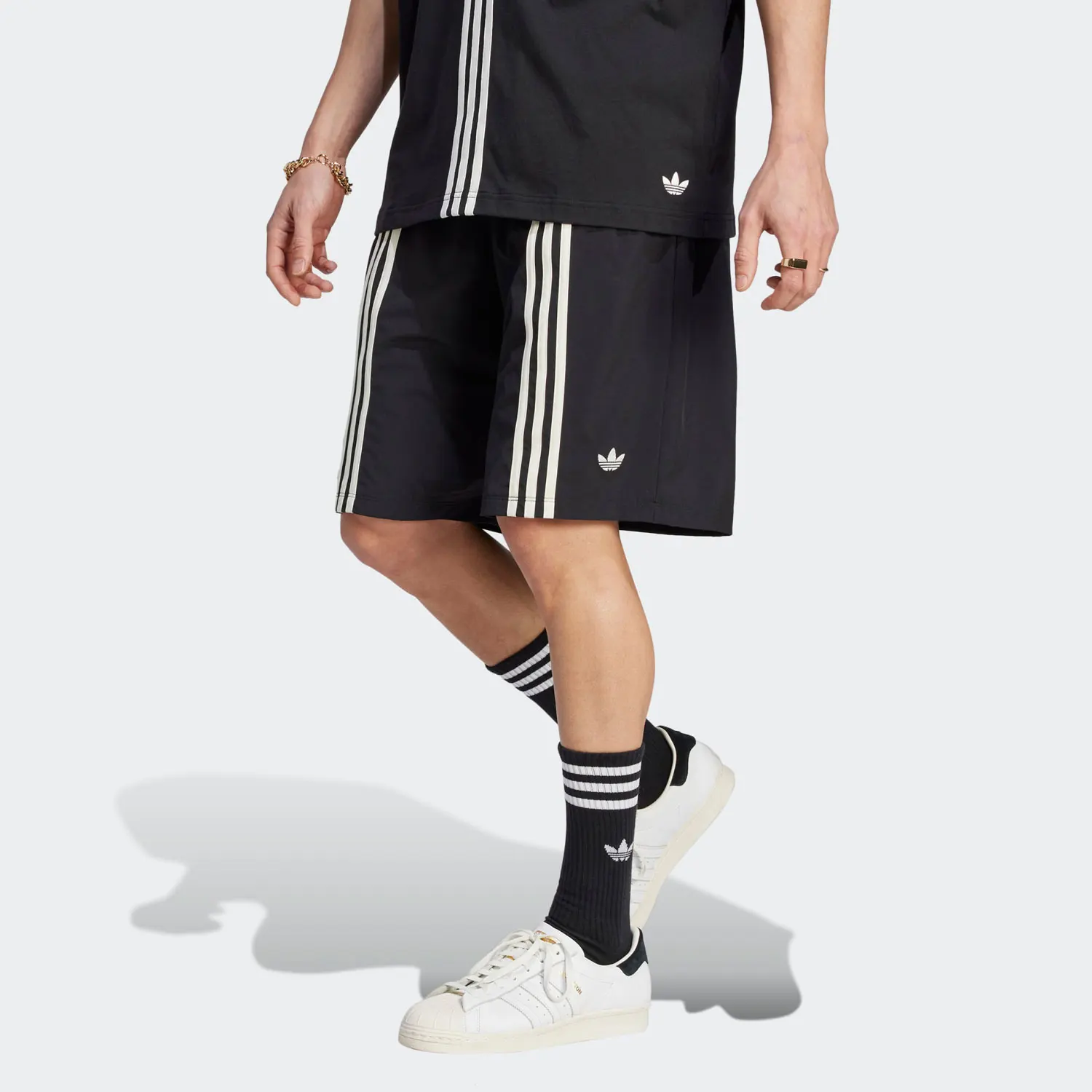 

Adidas genuine clover men's classic striped sports casual shorts HZ0704