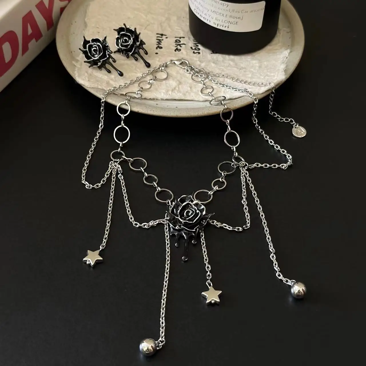 Готическое ожерелье с шипами и розами, подвески с кисточками, ожерелье с серьгами, комплект в стиле панк, цепочка на ключицы, темнота, готические подвески, комплекты ювелирных изделий