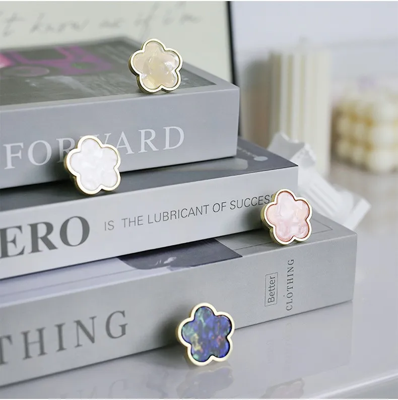 3pcs Nordic Plum Flower Wardrobe Pull Handles Bedroom Furniture Pulls For Beside Drawer Knobs Children's Room Handles Decor