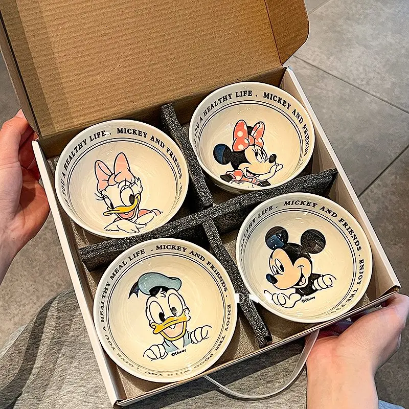 

Керамическая миска с Микки Диснеем, новинка 2025 года, набор посуды с Минни Дональдом Даком для девочек, миска для рисового супа с ромашками, домашний подарок на день рождения