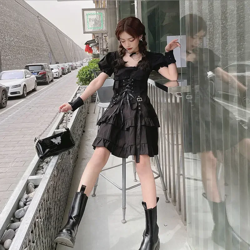 2024 novo estilo japonês escuro lolita cinta meio aberto pescoço cinta cintura magro manga curta em camadas vestido elegante para mulher