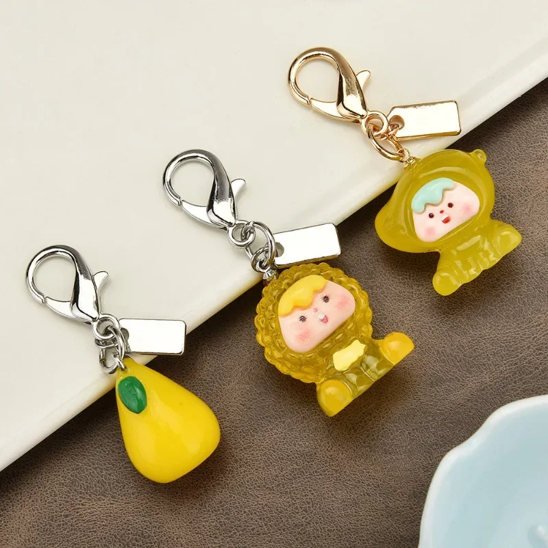 قلادة دب قطيفة لطيفة على شكل قلب، سلسلة مفاتيح على شكل قلادة، قلادة حقيبة، قلادة دمية حيوان قطيفة