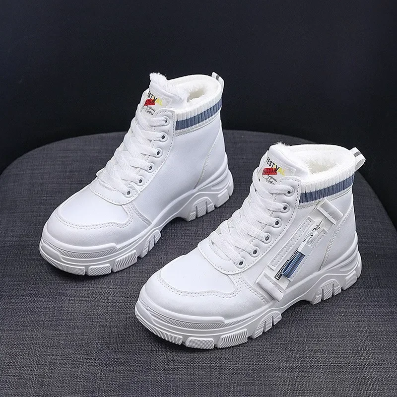 High top women's 2023 autumn and winter new trendy shoes, popular and versatile women's shoes, sports plush board shoes