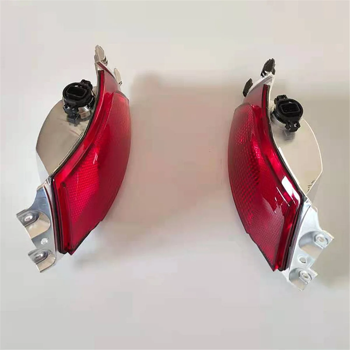 Luz antiniebla del parachoques trasero del coche confiable-1 par (LH+RH) luz de freno LR 043985   LR LR 043983   Para Land Rover Range Rover Sport L494 2014-2022