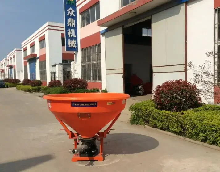 fertilizer distributor Tractor rear mounted  manure spreader  square  fertilizer spreader Suspended drive shaft