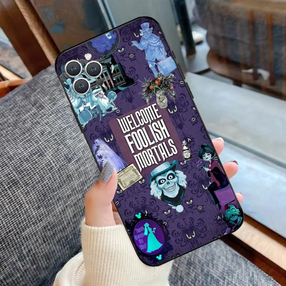 حافظة هاتف H-Haunted Mansion لهاتف iPhone 15,14,13,12,11,Plus,Pro Max,XS,X,XR,SE,Mini,8,7 غطاء أسود من السيليكون الناعم