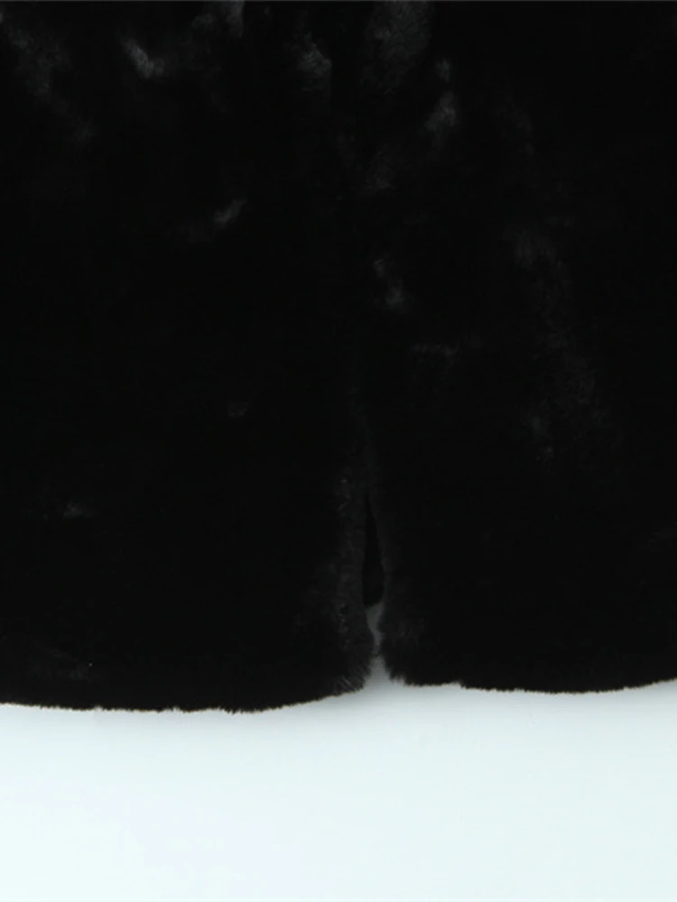 معطف نسائي أسود ذو طية صدر السترة من الفرو الصناعي موضة رقبة على شكل v وأكمام طويلة معاطف فضفاضة دافئة فروي 2026 ملابس خارجية للشتاء اليومي للتنقل #4