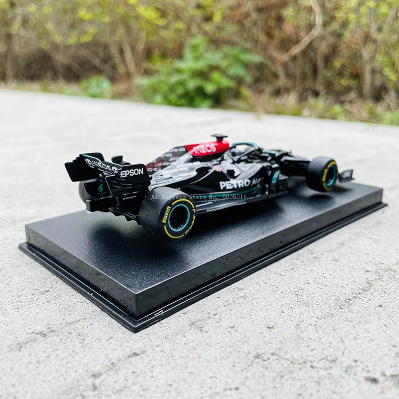 Bburago-coche de carreras de rendimiento, modelo de coche de simulación, coche de aleación, regalo de colección, 1:43, 2021, F1, Mercedes Benz W12 E